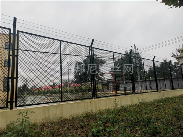 廠(chǎng)區(qū)圍欄